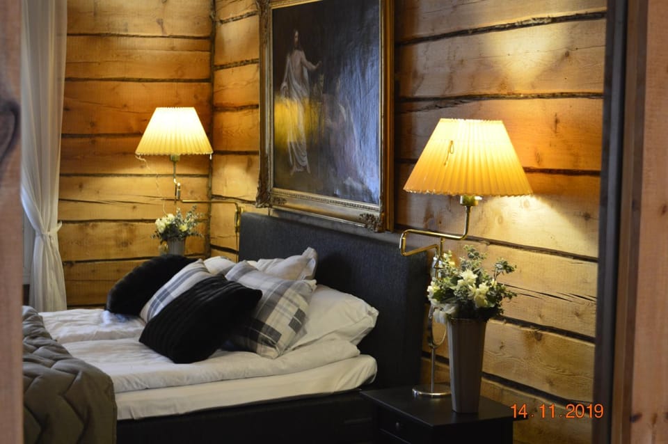 Bed, Photo of the whole room