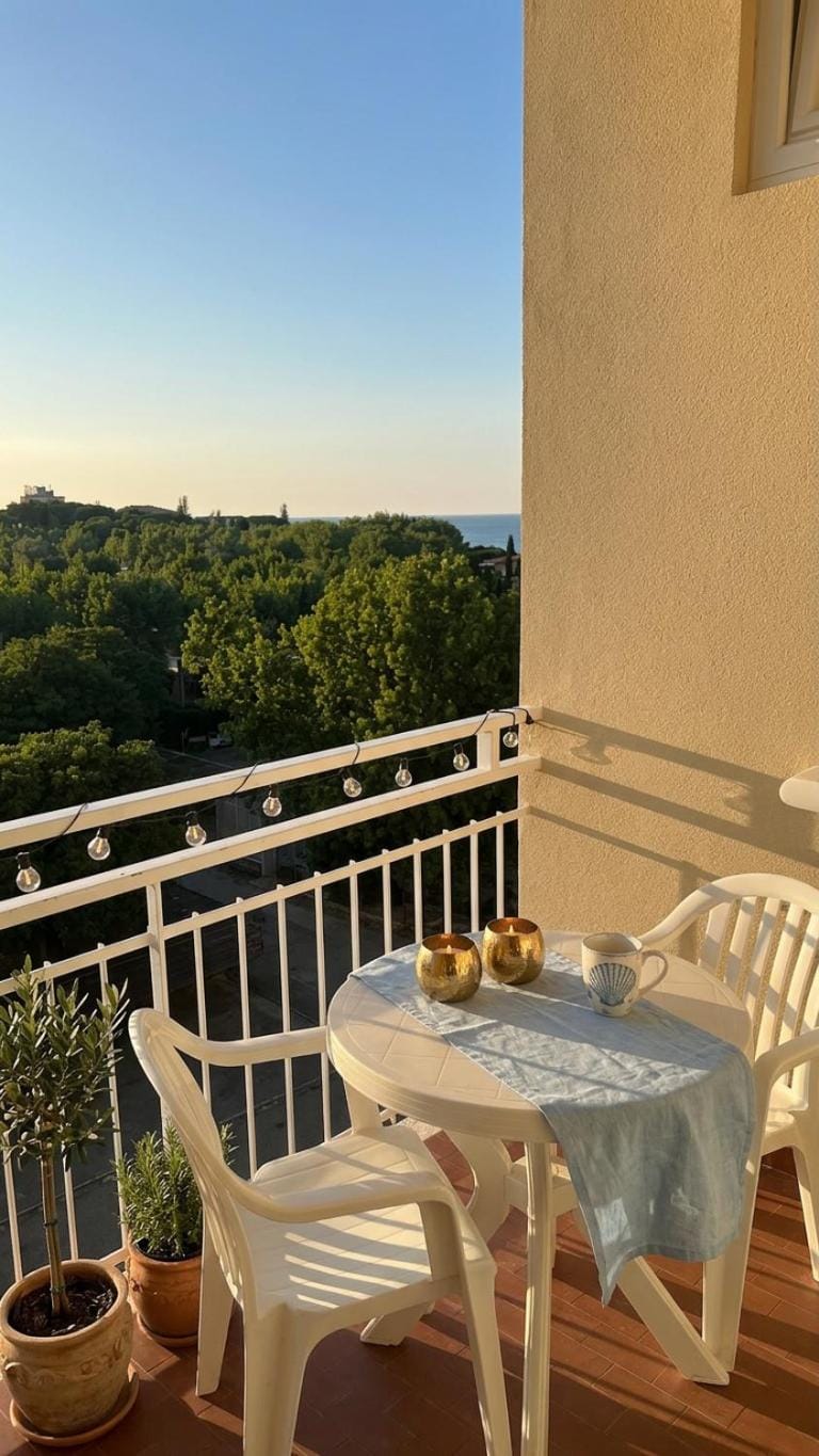 B&B - Meuble' - Hotel " CORDIALE " Hotel in Misano Adriatico