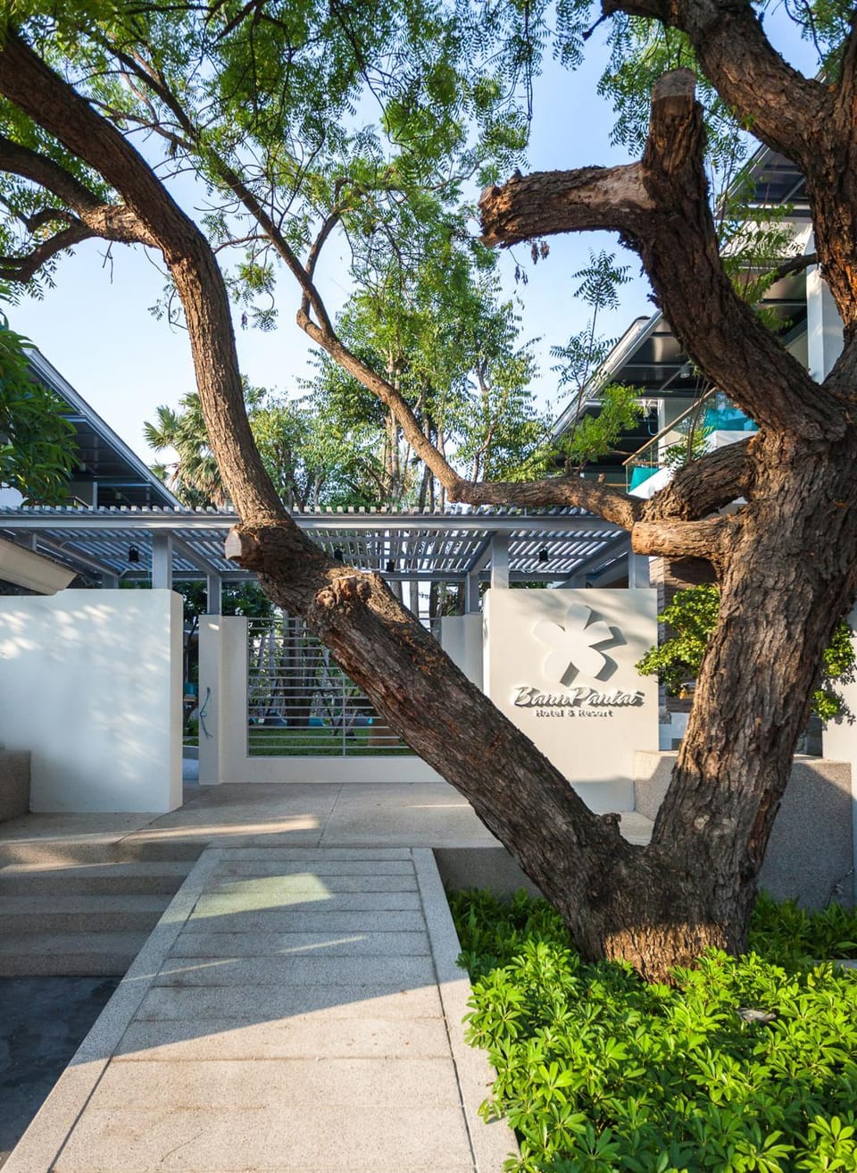 Facade/entrance, Natural landscape