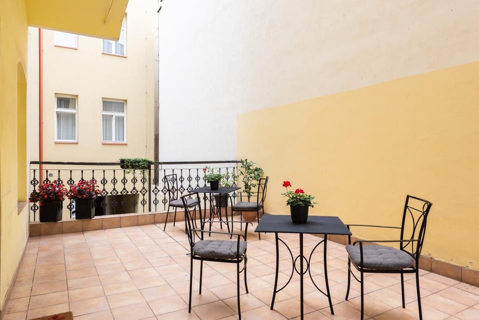 Balcony/Terrace, Seating area
