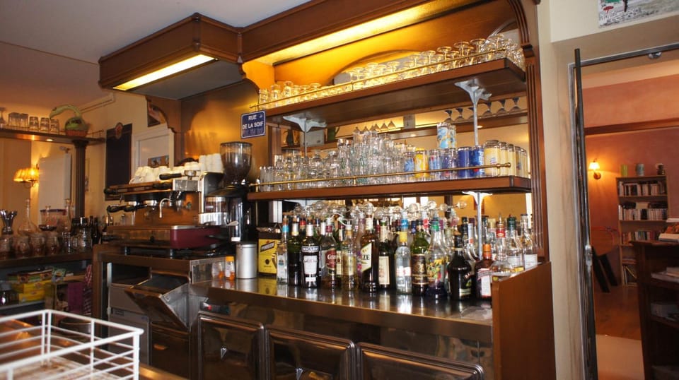 Lounge or bar