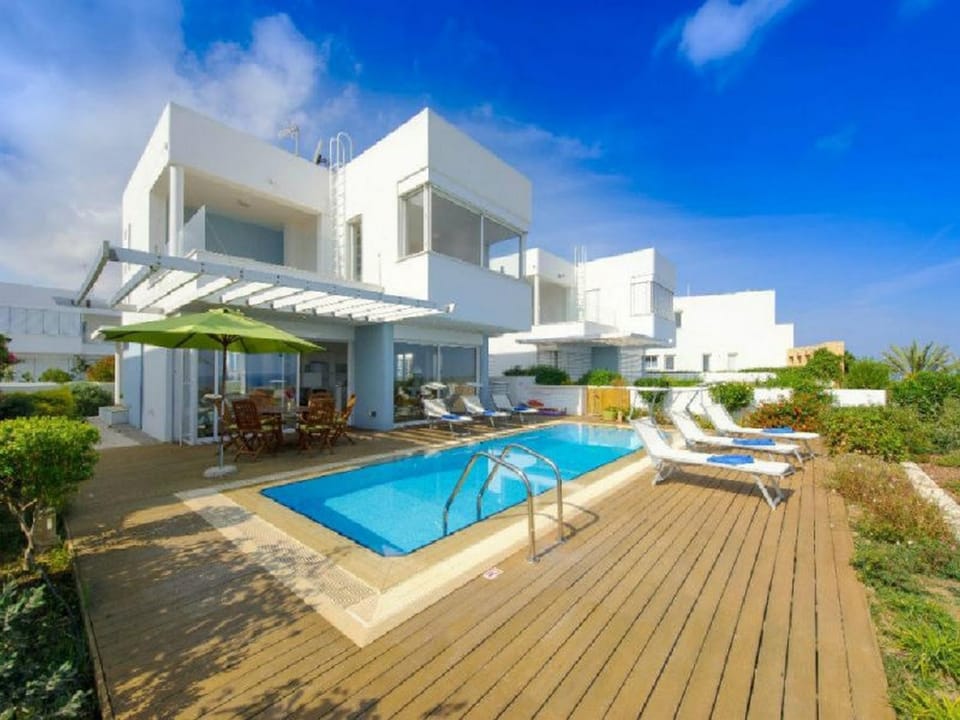 Garden, Swimming pool
