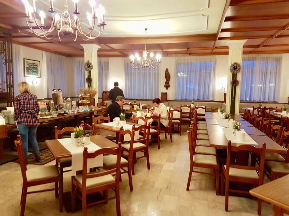 Buffet breakfast, Lunch, Dinner