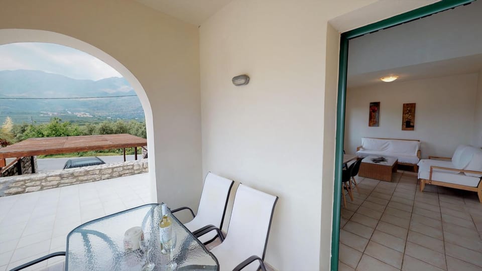 Balcony/Terrace, Living room