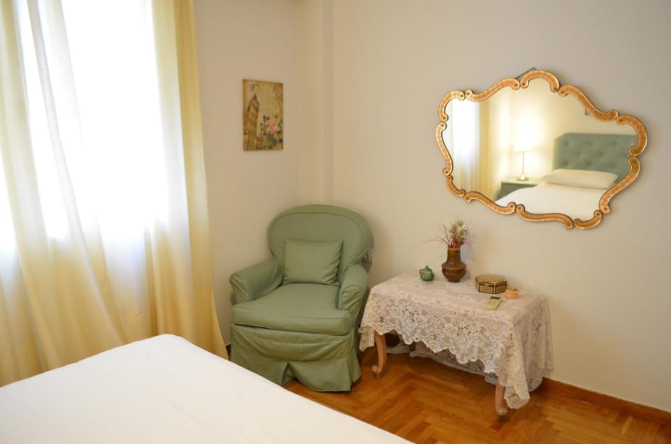 Pedion Areos Park 5 Center 5 Apartment in Athens