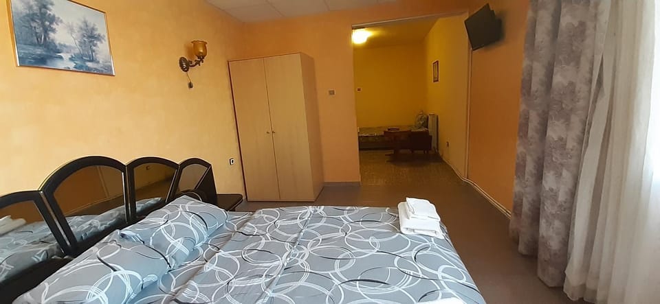 Family Hotel California - Varna Hotel in Varna