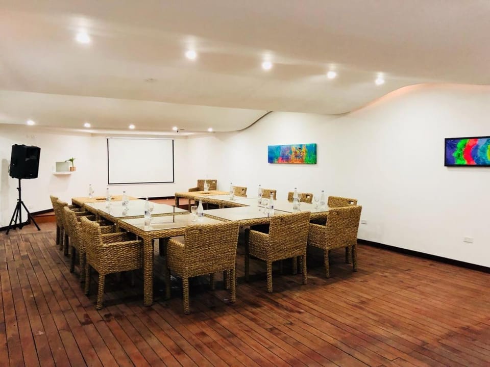Seating area, Meeting/conference room