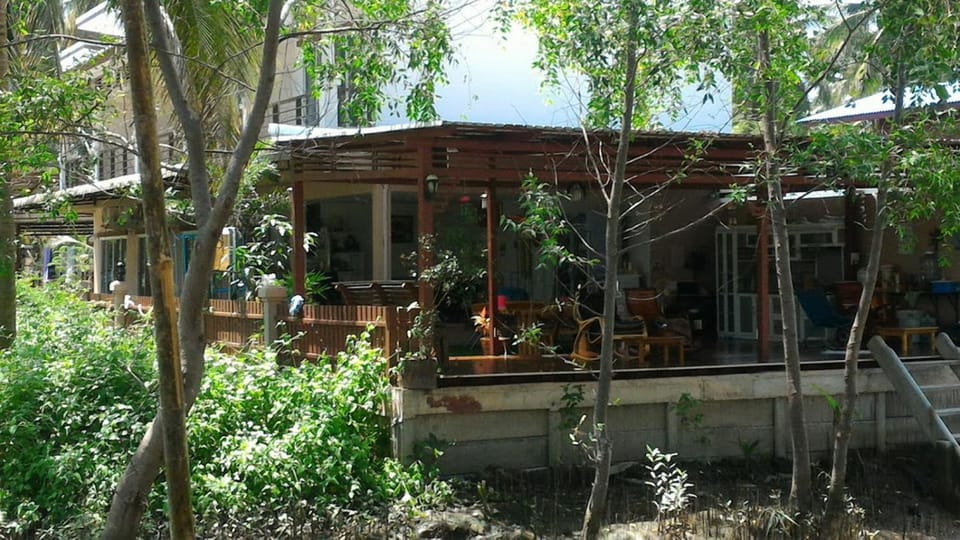 Inner courtyard view