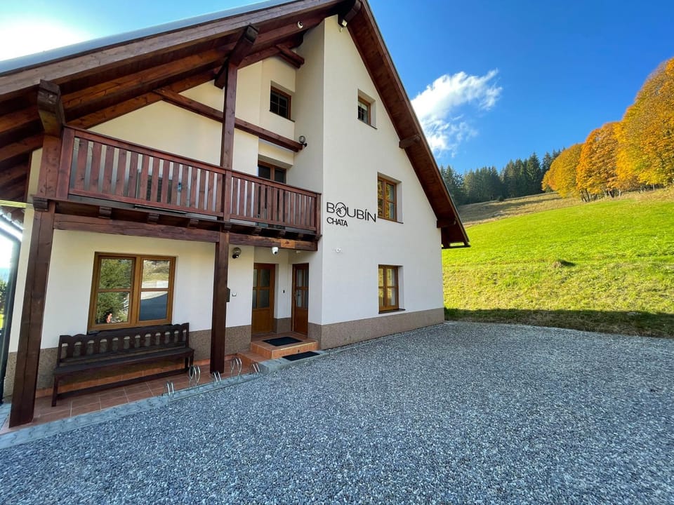 Property building, Day, Natural landscape
