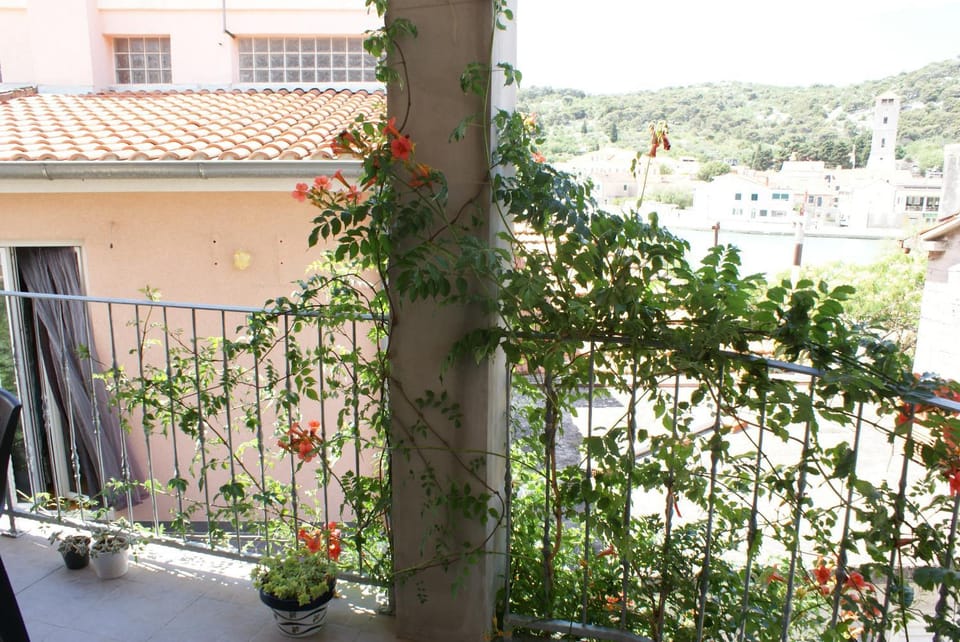 Balcony/Terrace, Seating area, City view, Sea view