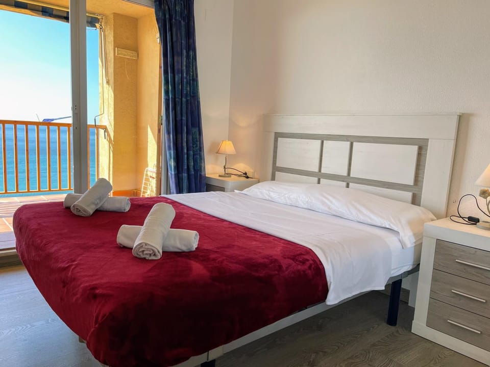 Bedroom, Sea view