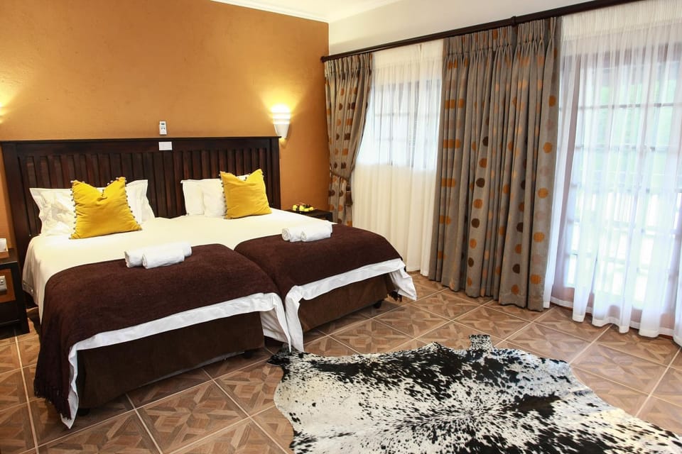 Bed, Decorative detail, Bedroom