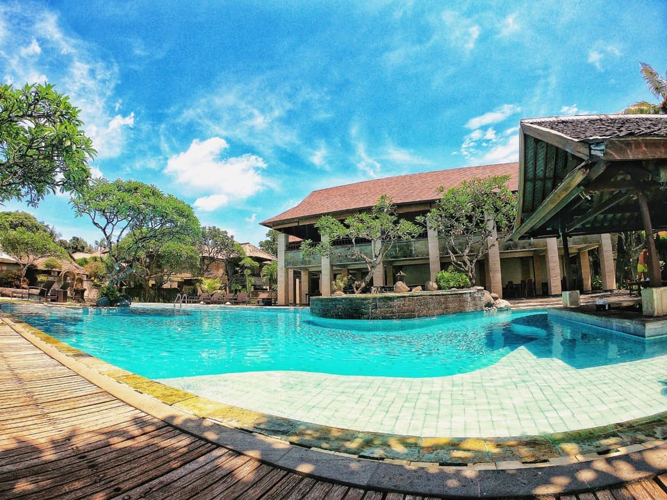 Pool view, Swimming pool