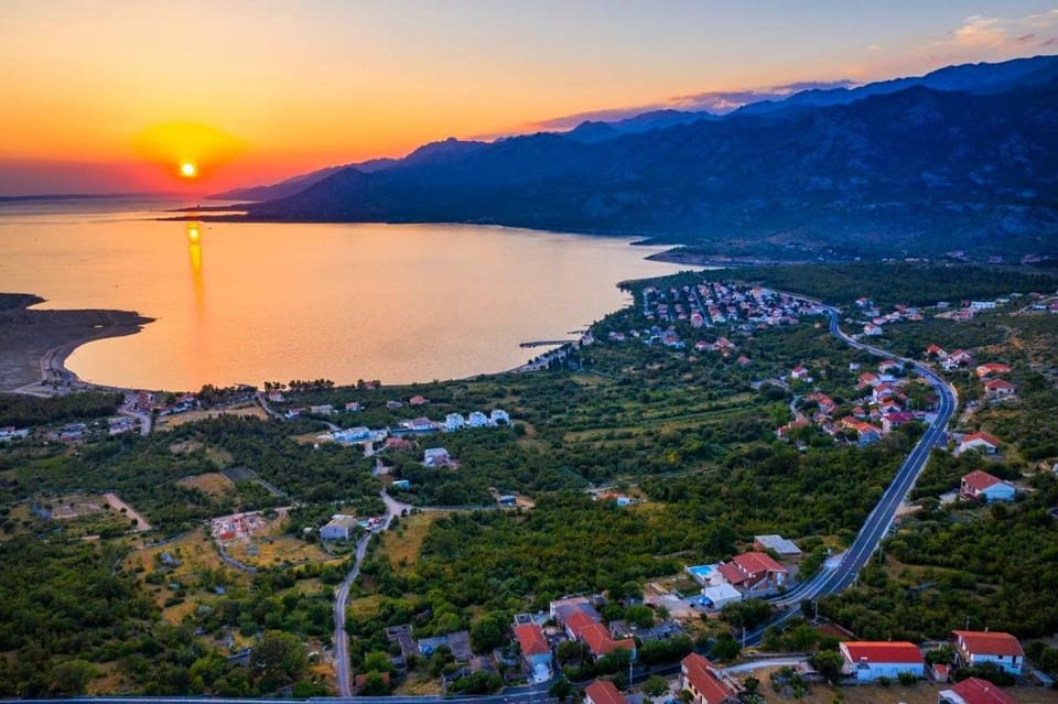 Natural landscape, City view, Mountain view, Sea view, Sunset