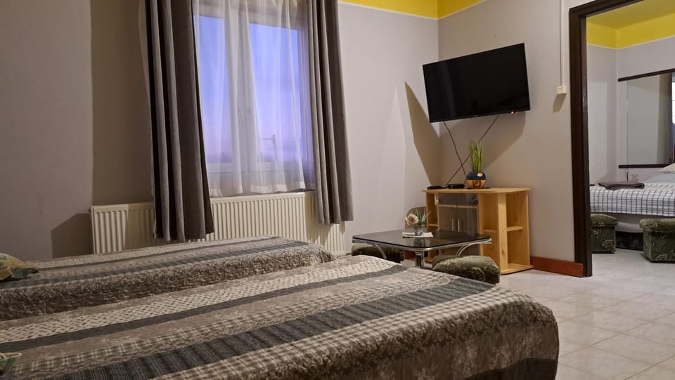 Kisdiófa Panzió és Vendéglő Bed and Breakfast in Slovakia