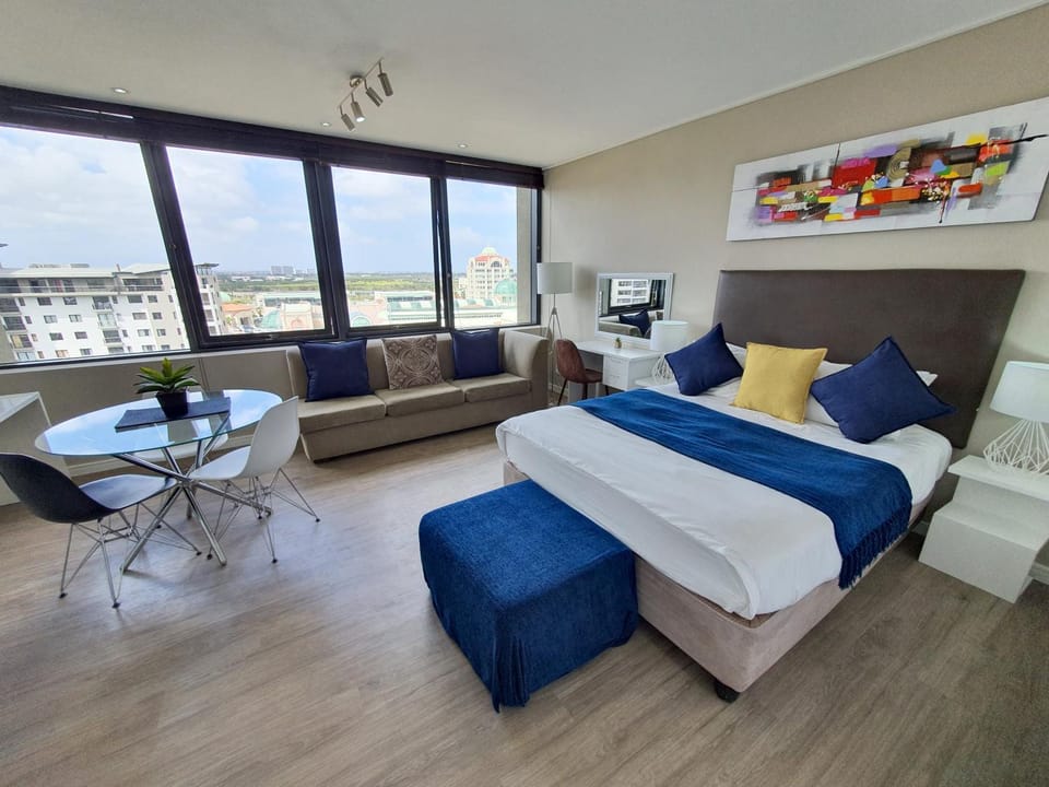 Living room, Photo of the whole room, Seating area