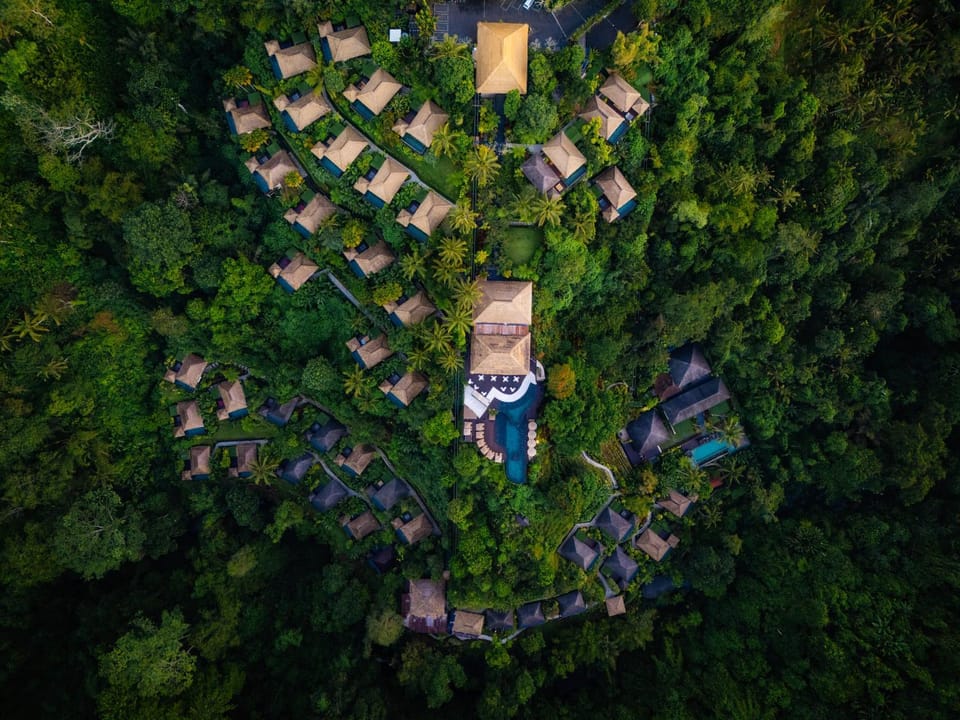 Property building, Bird's eye view