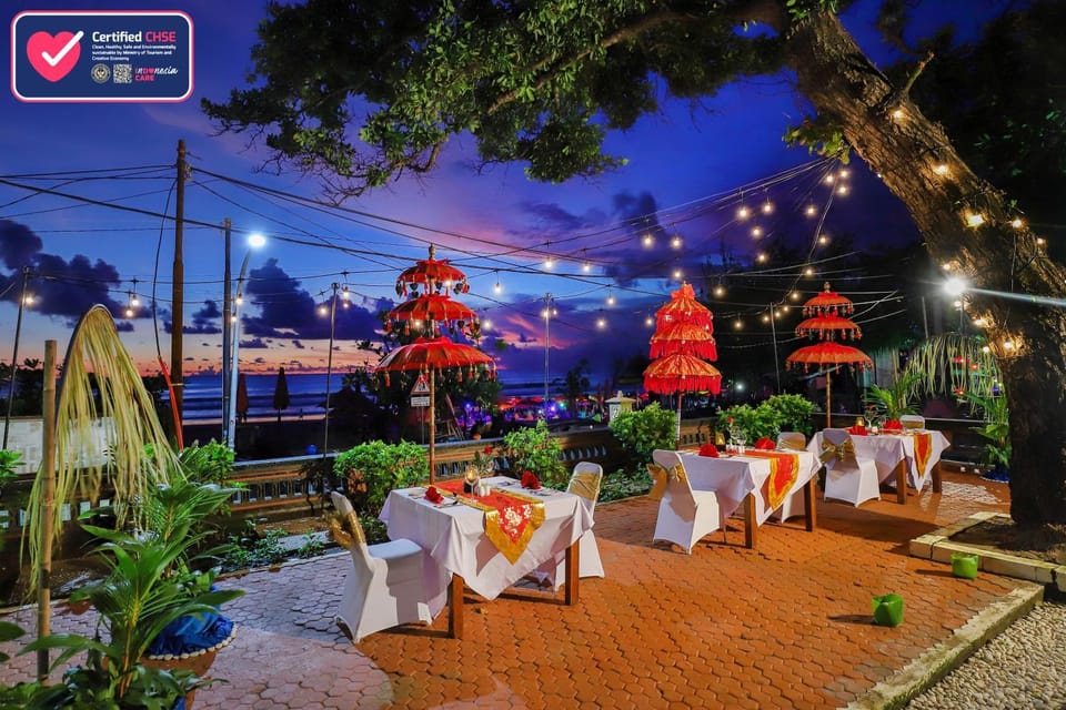 Restaurant/places to eat, Banquet/Function facilities, Beach