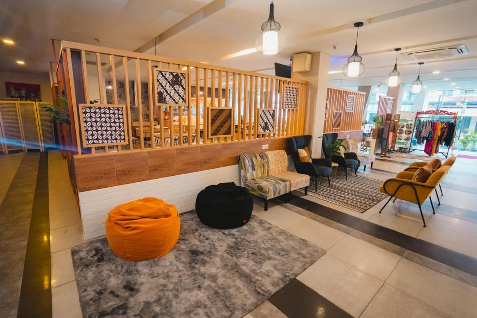 Lobby or reception, Seating area