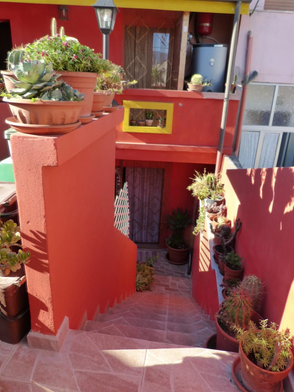 Balcony/Terrace, Area and facilities