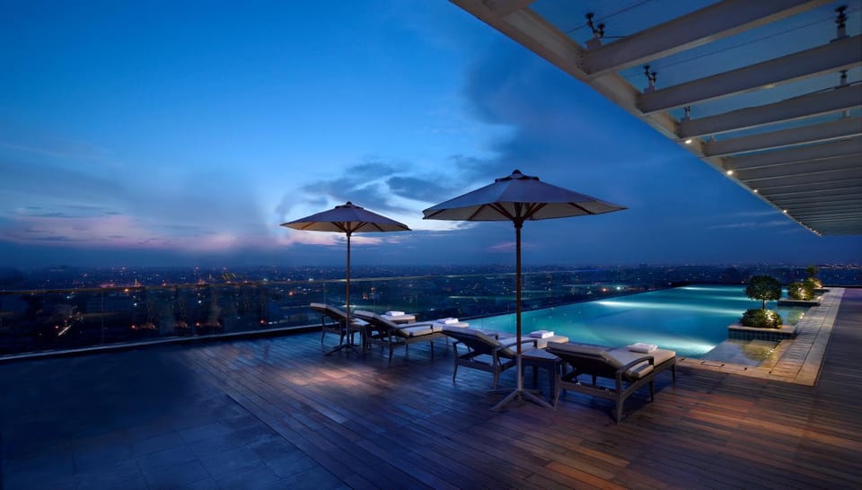 View (from property/room), Pool view, Swimming pool