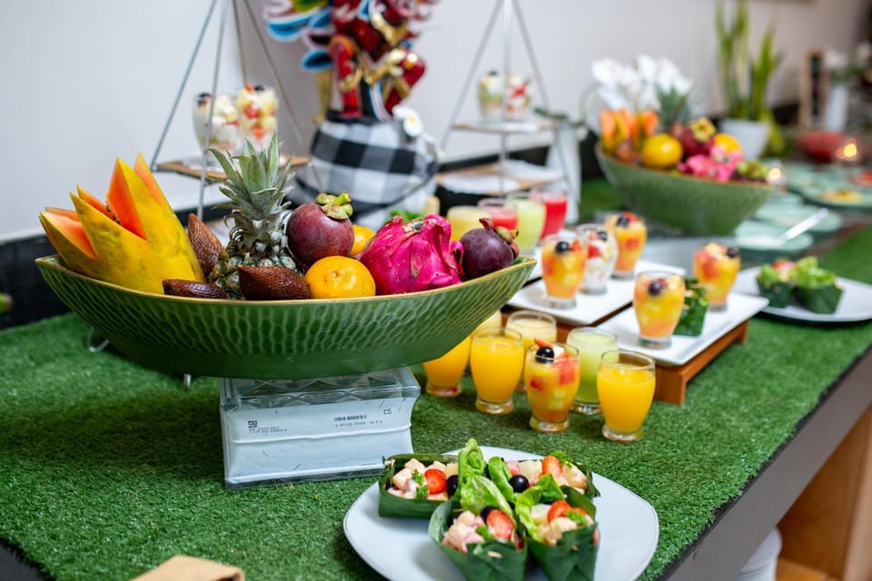 Buffet breakfast