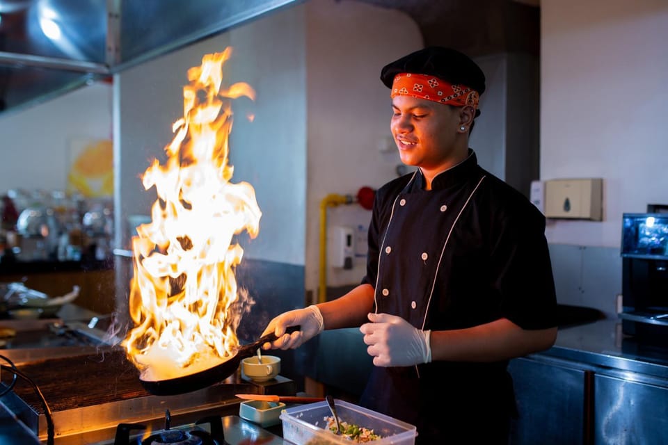 Staff, Food and drinks