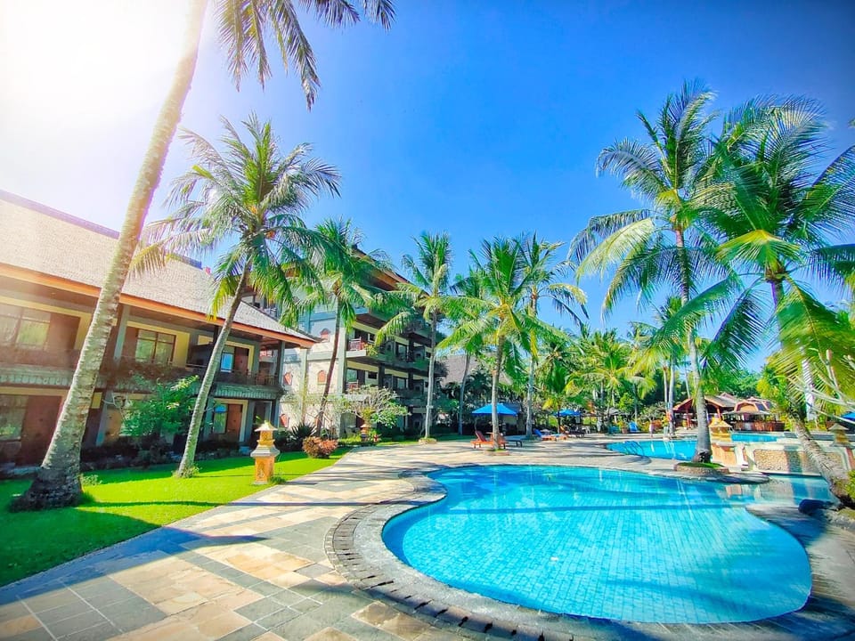 Garden, Swimming pool, Swimming pool