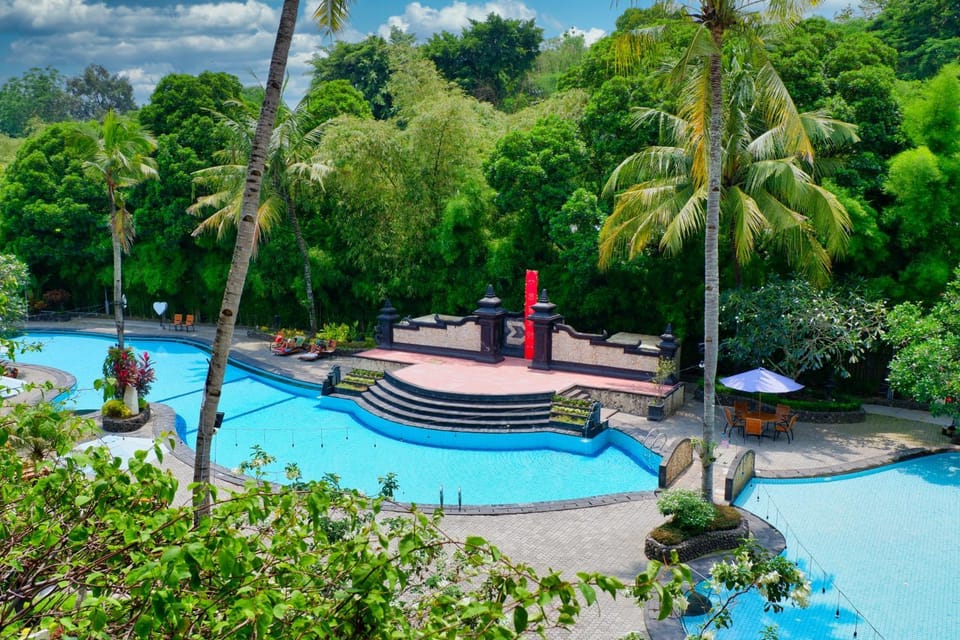 Pool view, Swimming pool, Swimming pool