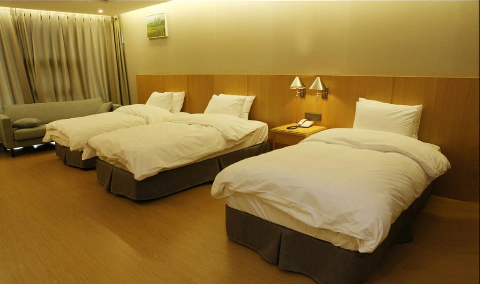 J Square Hotel and Wedding Hotel in South Korea