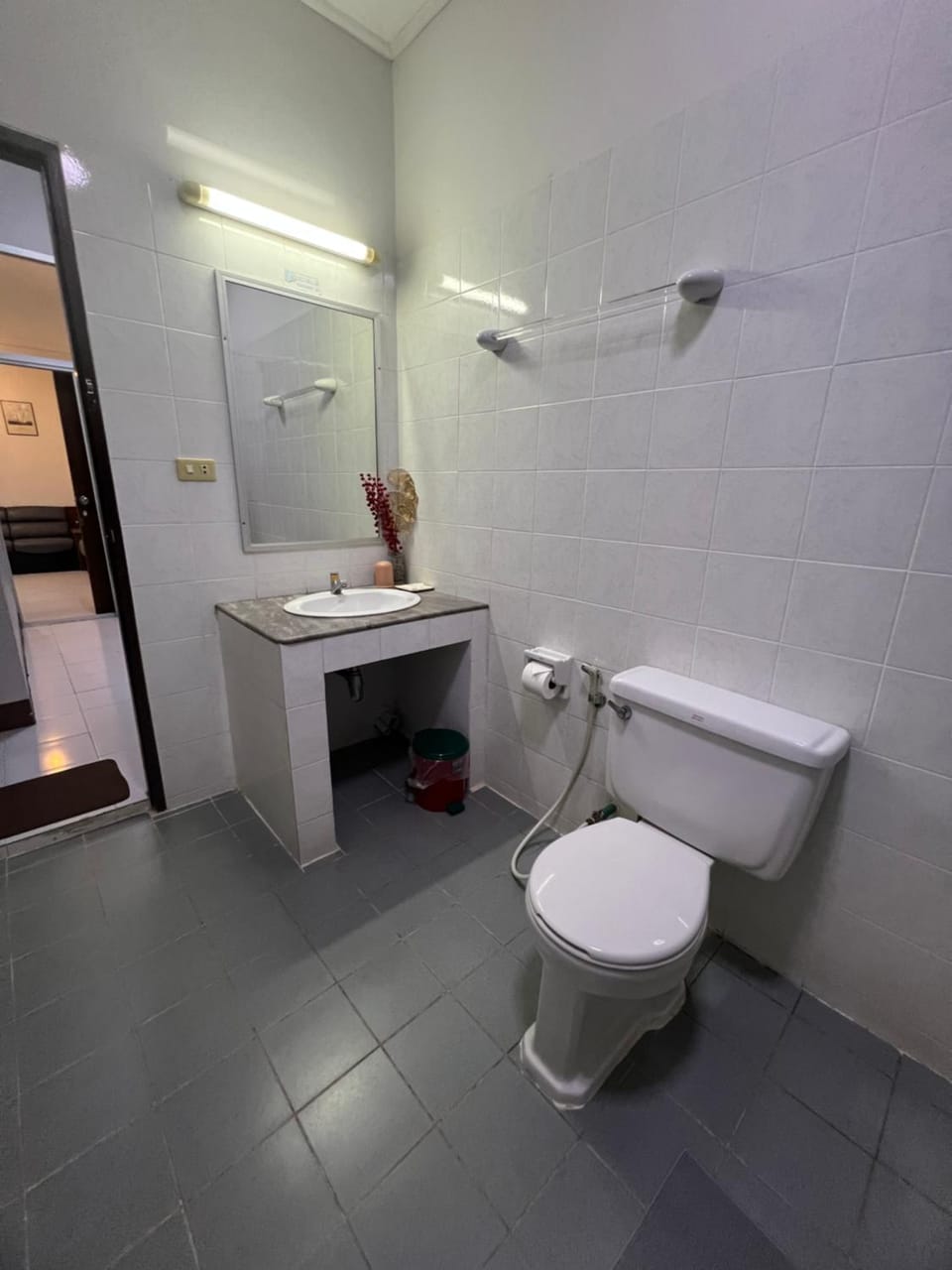 Muang Thong Family Suite Hatyai Apartment in Thailand