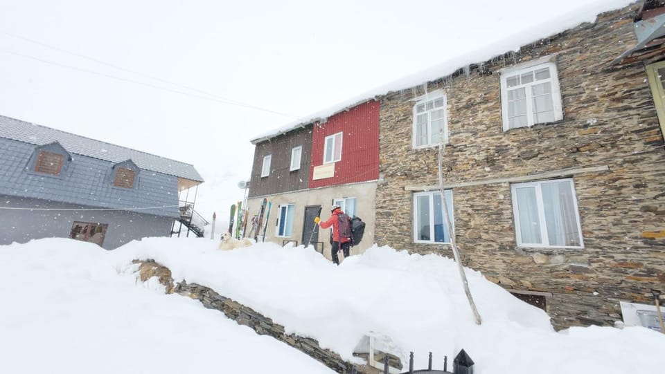 Property building, Day, Winter