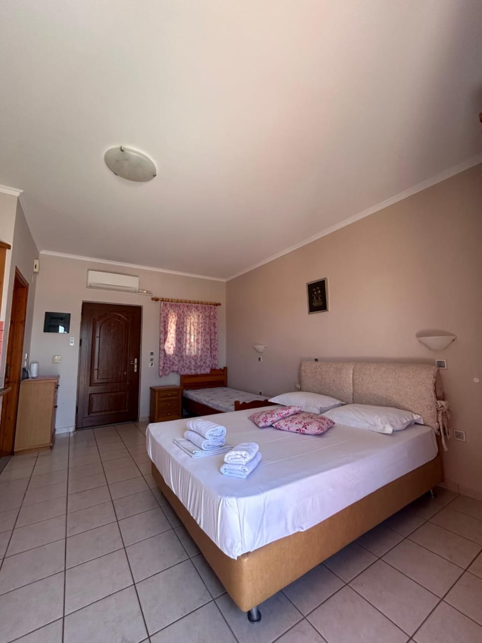 Dimitra Rooms Apartment in Lefkada