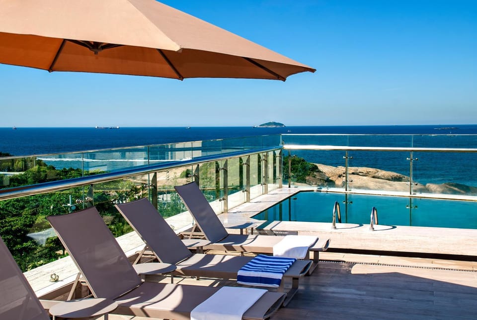Balcony/Terrace, Landmark view, Sea view, Swimming pool