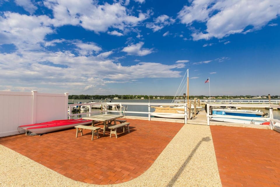 Colonial Shores Resort Motel in East Quogue