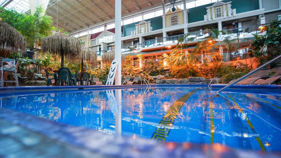 Swimming pool