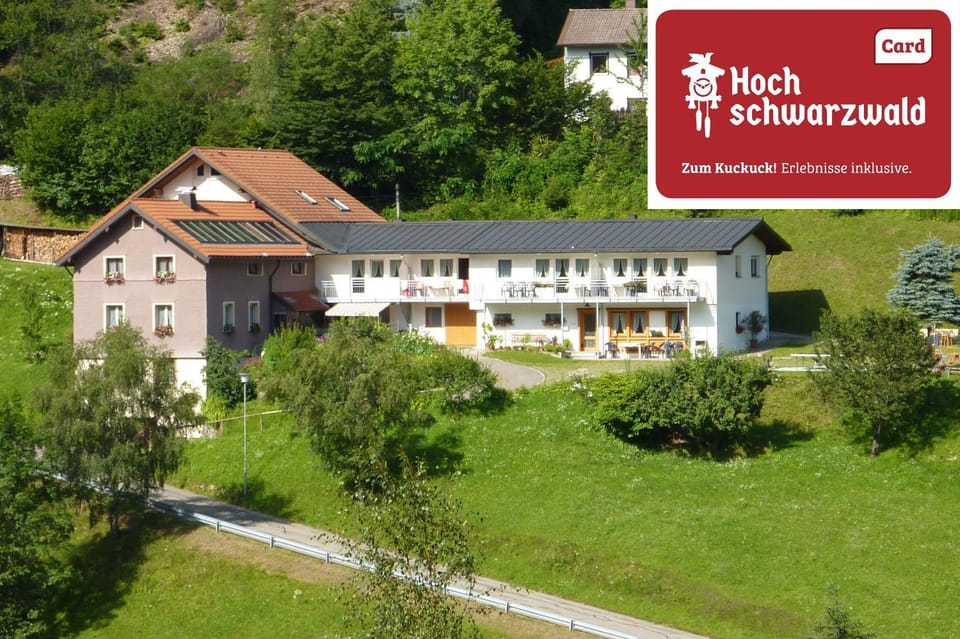 Property building, Day, Property logo or sign, Natural landscape, Logo/Certificate/Sign, Certificate/Award