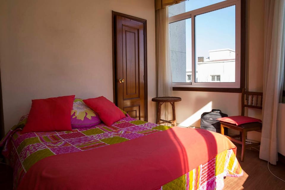 Day, Photo of the whole room, Bedroom
