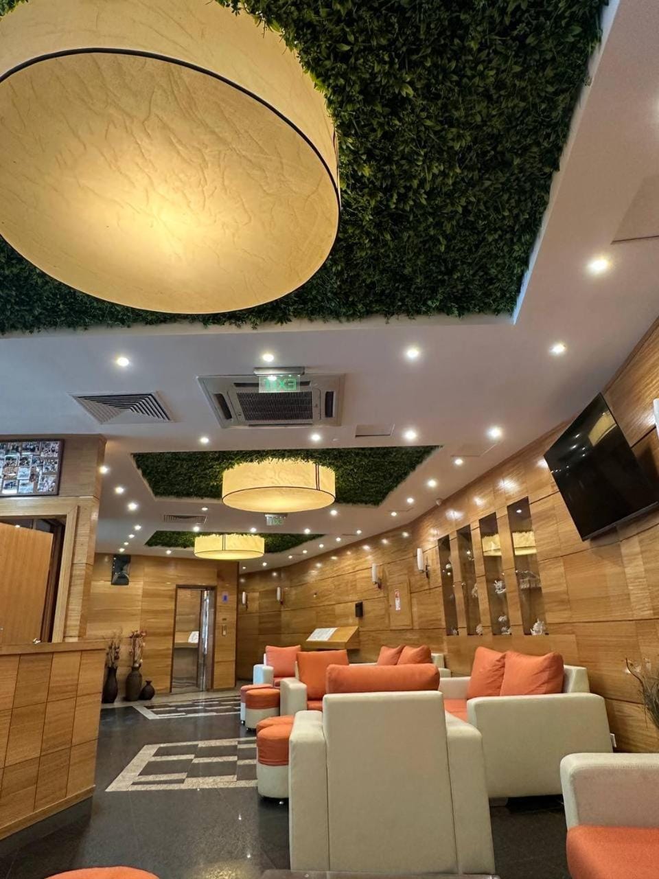Lounge or bar