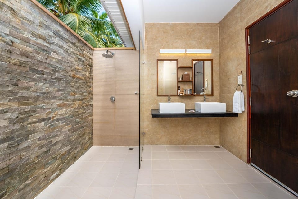 Bathroom, Open Air Bath