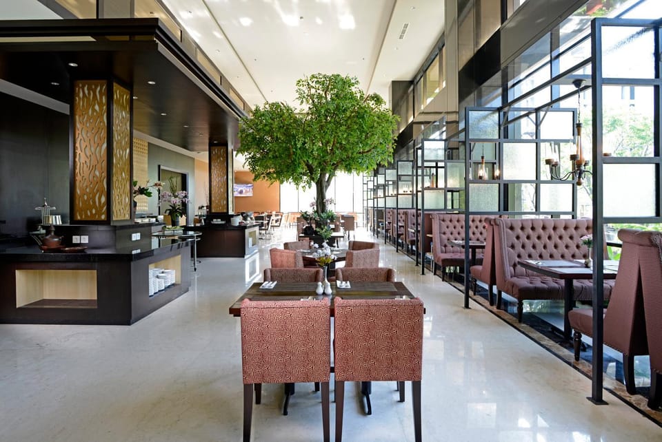 Restaurant/places to eat, Day