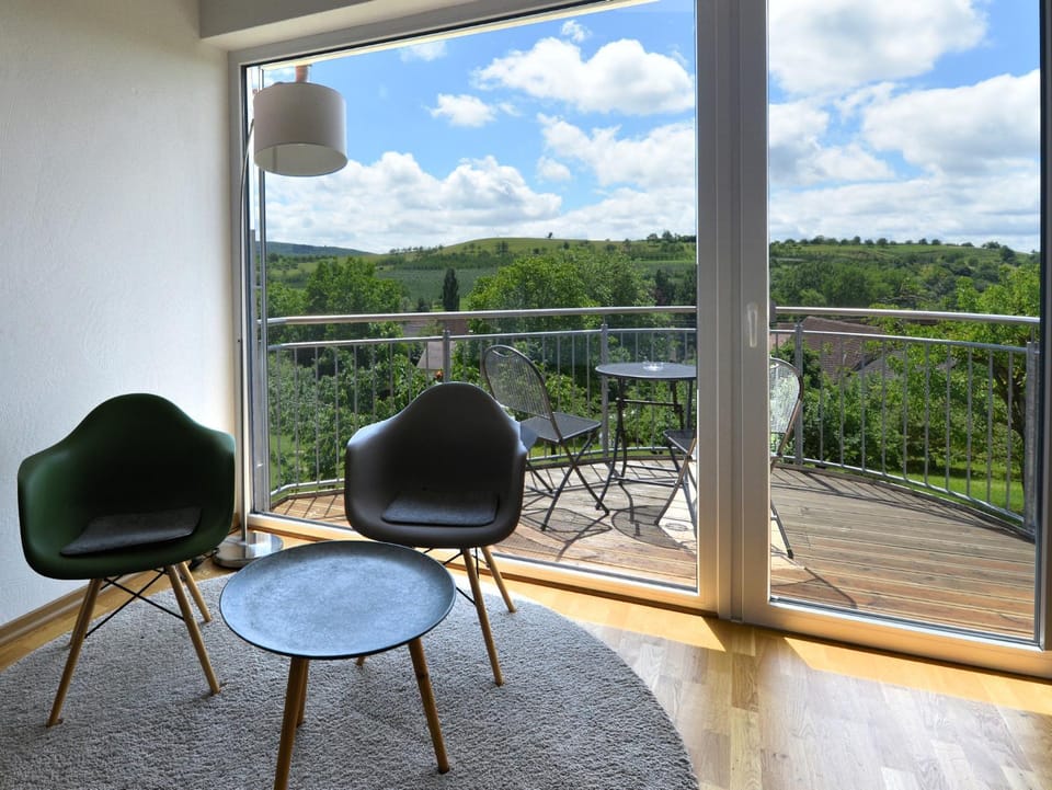 View (from property/room), Balcony/Terrace, Photo of the whole room, Garden view, Mountain view