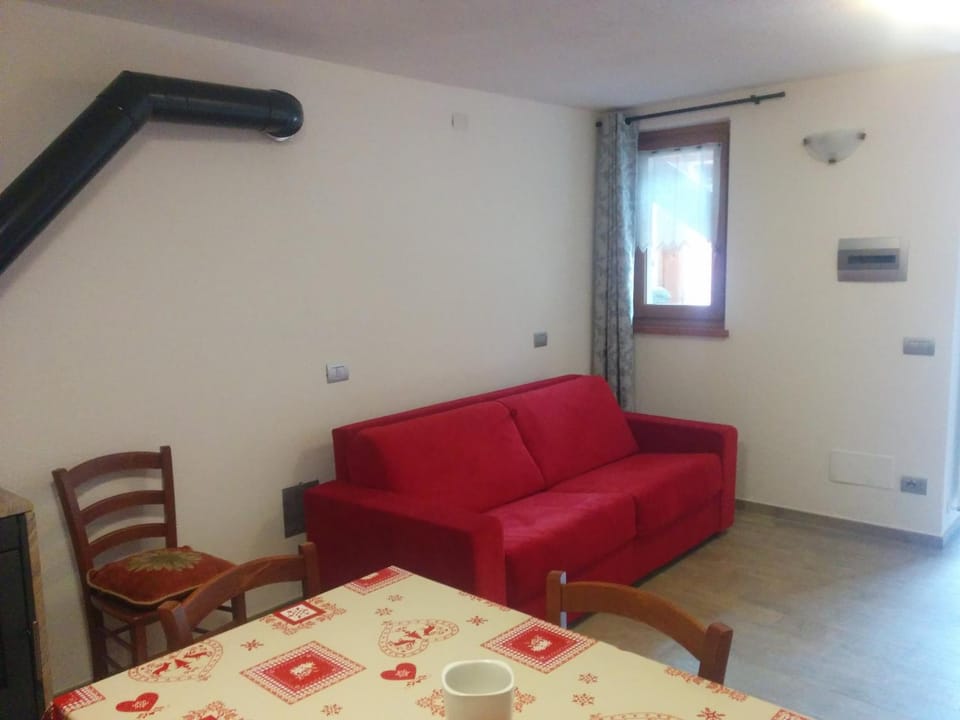 Bed, Living room, Bedroom