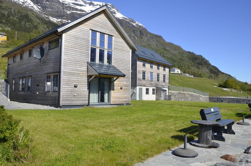 Property building, Garden