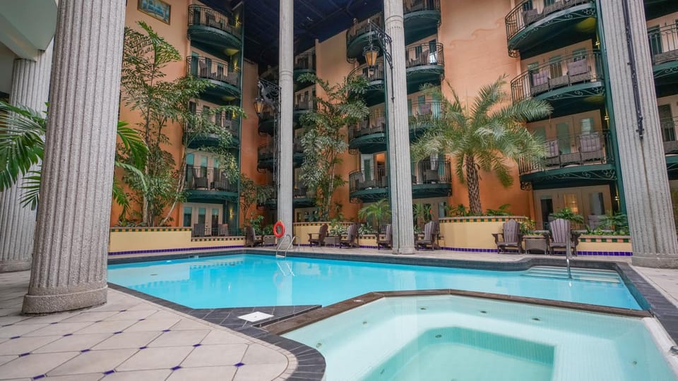 Pool view, Swimming pool