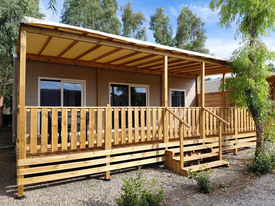 Camping Le Palme Campground/ 
RV Resort in Tuscany