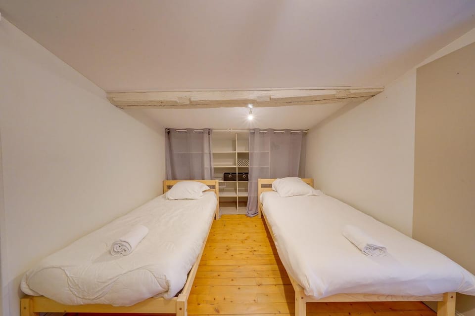 Observance 2 bedroom duplex apartment Apartment in Bordeaux