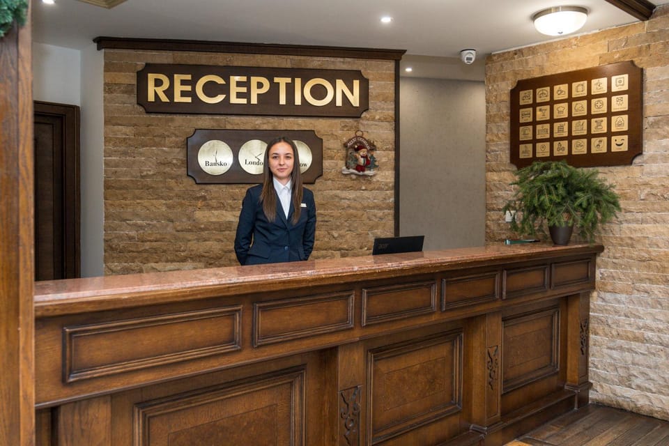 Staff, Lobby or reception, Lobby or reception