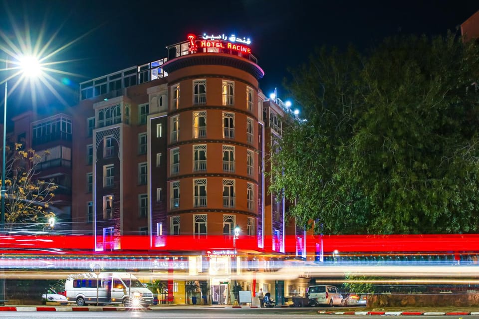 Property building, Night, Location