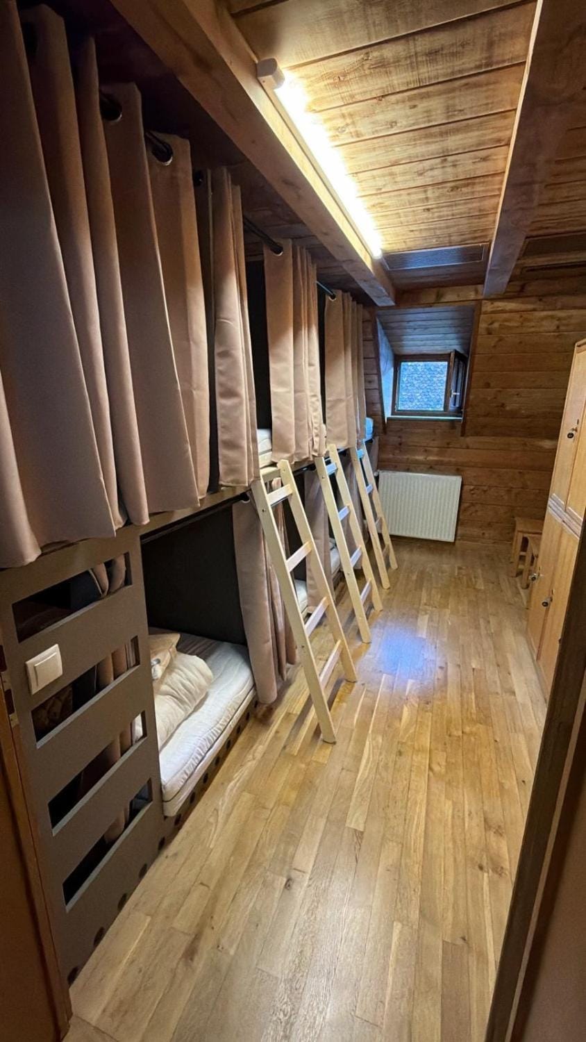 bunk bed